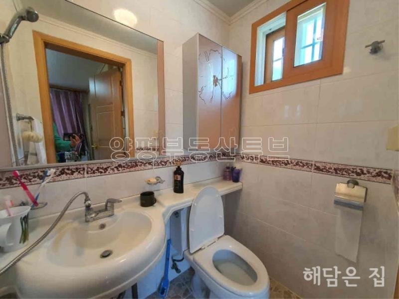 산자락에 입지한 계곡인근 동향 철근콘크리트 단층주택!_15