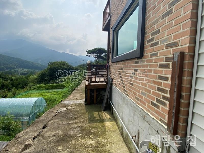 산자락 열린조망 좋은 프라이빗하고 조용한 정원 넓은 남향 주택!_8