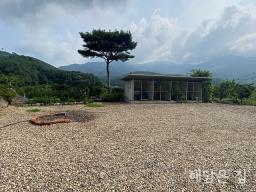 산자락 열린조망 좋은 프라이빗하고 조용한 정원 넓은 남향 주택!_썸네일_11