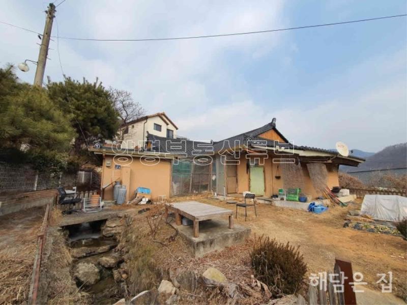 조현초 도보3분거리인 상수도,오수관로 사용하는 남향의 농가주택_1