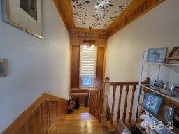 옥천면 용천리 소규모 단지 내의 전망 트인 남향의 직접 건축한 튼튼 전원 주택!_썸네일_22