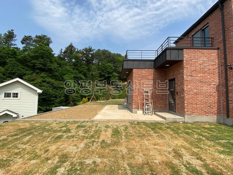 인근에 대아초등학교와 국수역이 있어서 지가 상승이 기대되는 남향의 신축 철콘 전원주택_5