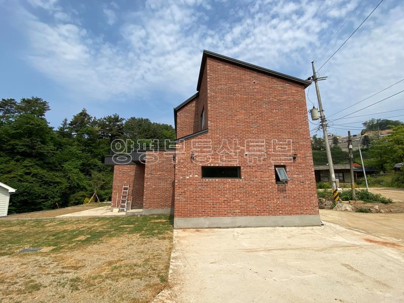 인근에 대아초등학교와 국수역이 있어서 지가 상승이 기대되는 남향의 신축 철콘 전원주택_6