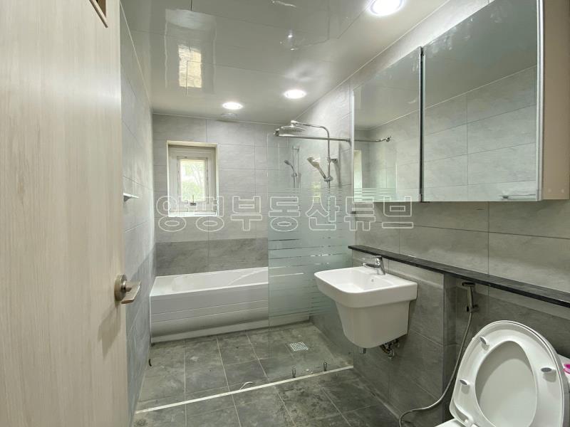 인근에 대아초등학교와 국수역이 있어서 지가 상승이 기대되는 남향의 신축 철콘 전원주택_13