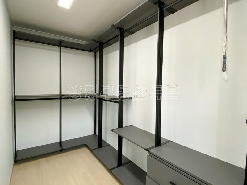 인근에 대아초등학교와 국수역이 있어서 지가 상승이 기대되는 남향의 신축 철콘 전원주택_16