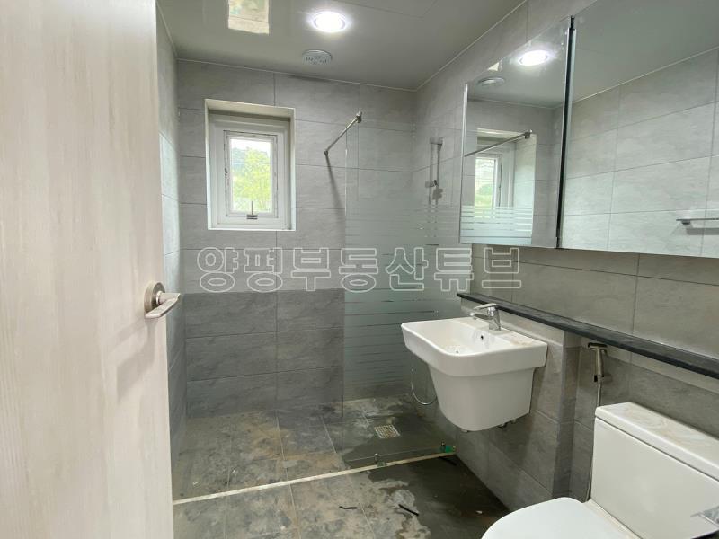 인근에 대아초등학교와 국수역이 있어서 지가 상승이 기대되는 남향의 신축 철콘 전원주택_20