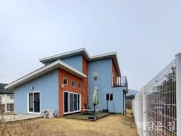 옥천면 생활권이용이 편리한 단지내 독립성이 있는 전원주택_썸네일_1