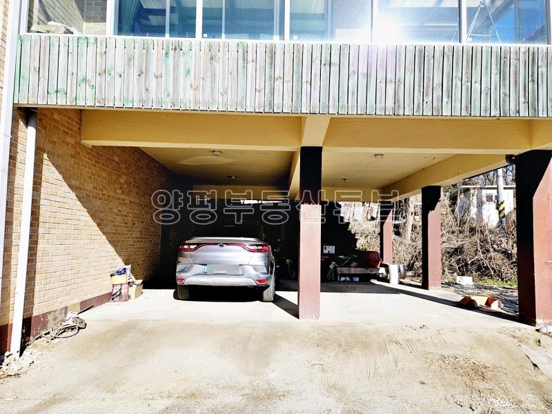 남한강의 풍경이 한 눈에 들어오는 가격대비 훌륭한 전원주택_3