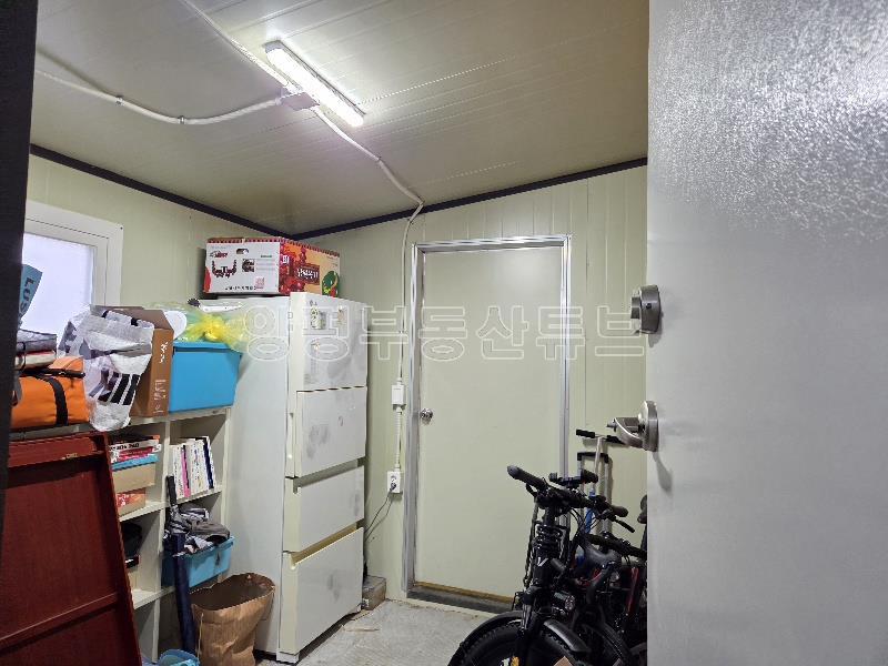 2차선 도로 접근성 좋은 평지의 단지 조성 되어 있는 전원주택 전세_6