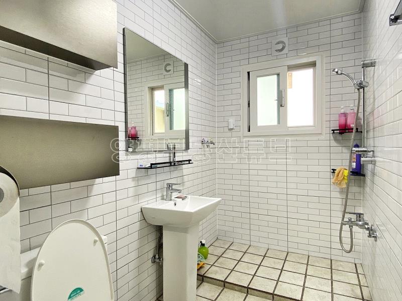 조용한 숲세권  2종근생  일반음식점 허가 남동향으로 햇살 좋은 계획관리지역내 전원주택_9