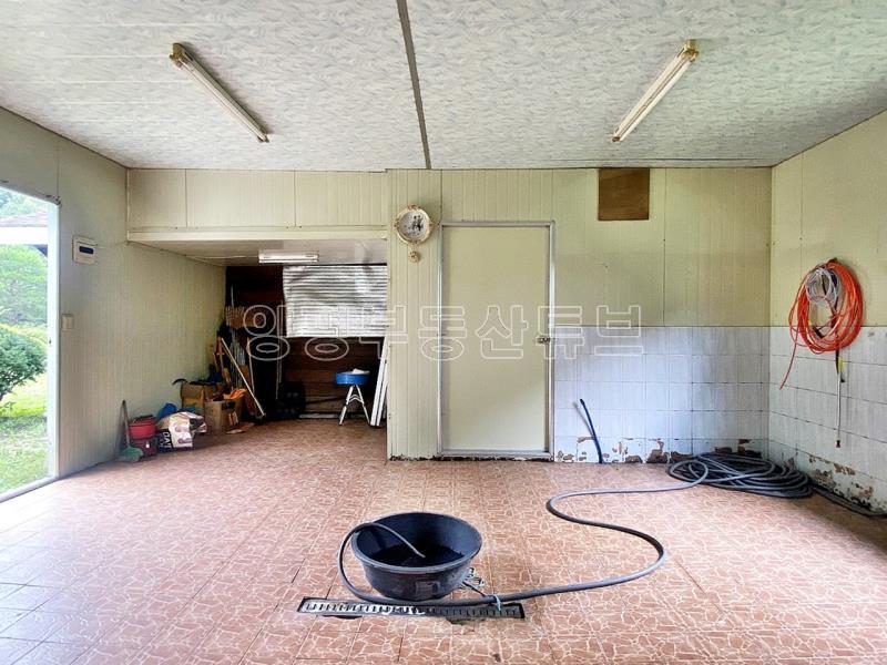 조용한 숲세권  2종근생  일반음식점 허가 남동향으로 햇살 좋은 계획관리지역내 전원주택_13