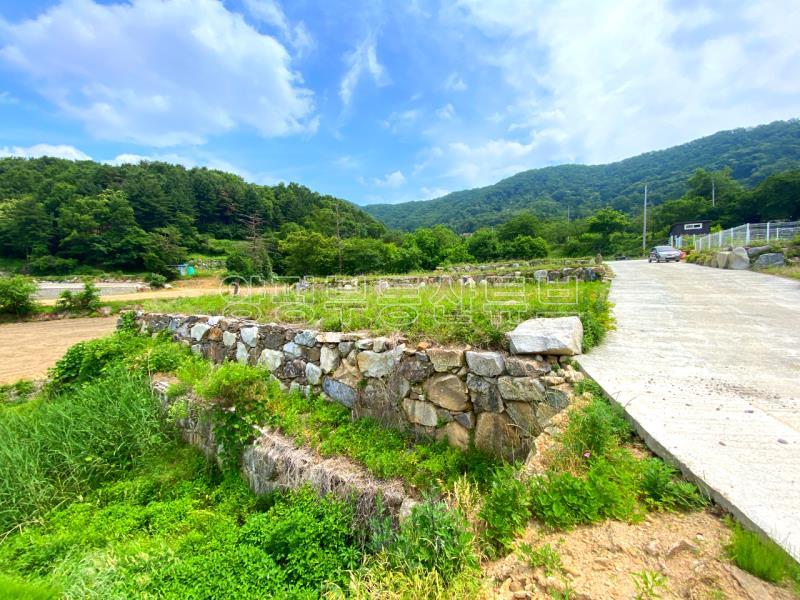 강하면 항금리 2차선 도로 접근성 좋고 버스정류장 근거리에 있는 분양 토지_2