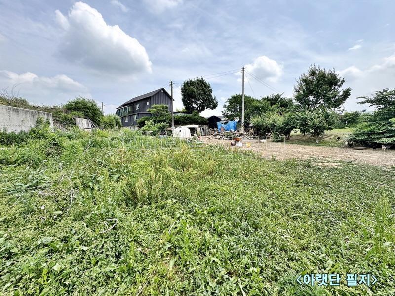 백운봉 아래 자리한 마을 주변에 농림지역 넓은 땅(전)_19