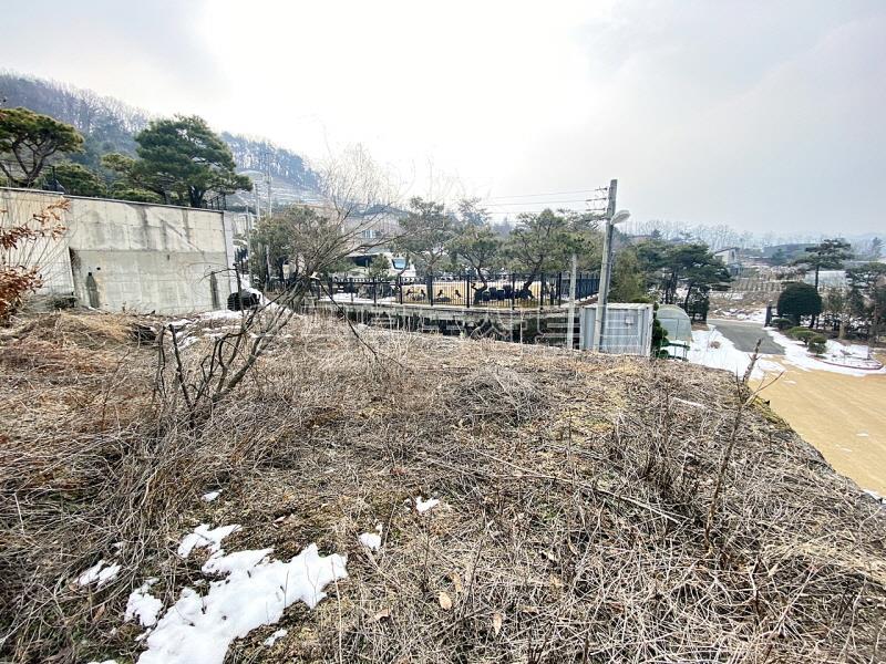 창고가 있는 계획관리지역내 남서향으로 트여있는 토지매매_17
