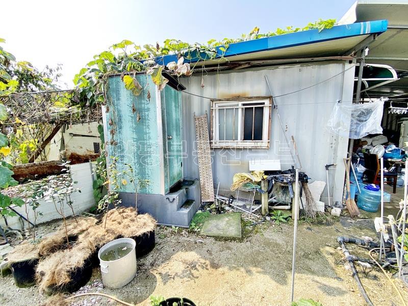 88번 지방도 근접하고 국유지 도로 접한  창고가 있으며 전 335평  농림지역 토지 매매_6