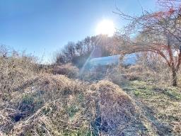 37번 국도 인근의 토지로 구거와 접하고 종중 땅과 접한 8천만원대 토지_썸네일_13