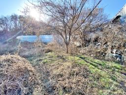 37번 국도 인근의 토지로 구거와 접하고 종중 땅과 접한 8천만원대 토지_썸네일_14