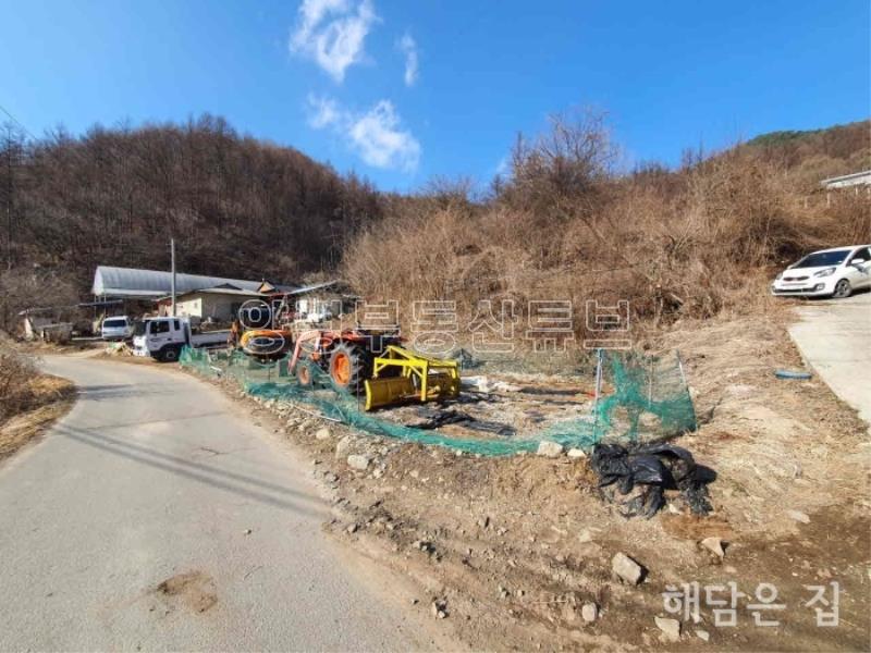 산골짜기 사이 계곡을 앞에둔 값 싼 전원주택지!_4